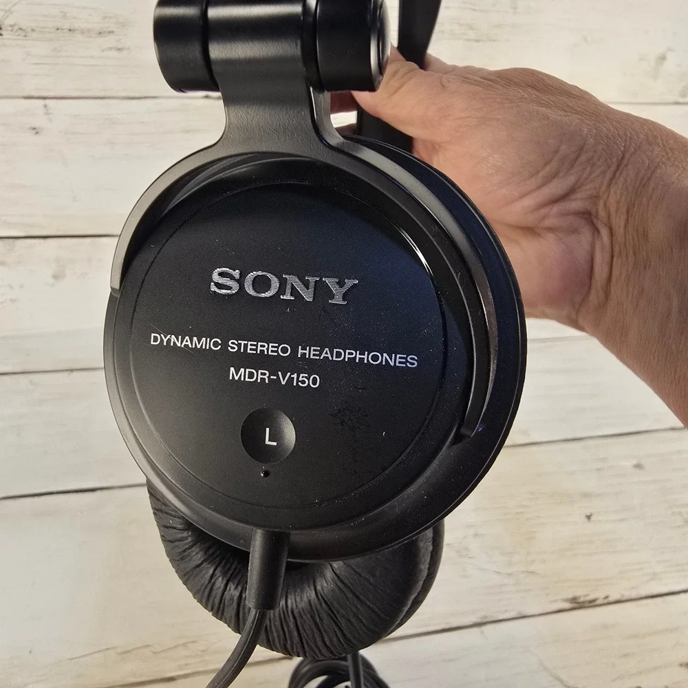 Sony MDR-V150 Dynamic Stereo Headphones Black Wired DJ Monitor Over Ear